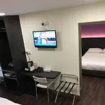 Golden Royal Hotel